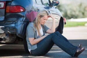 ¿Puedo recibir una compensación si tuve parte de la culpa en un accidente de auto en Arizona?